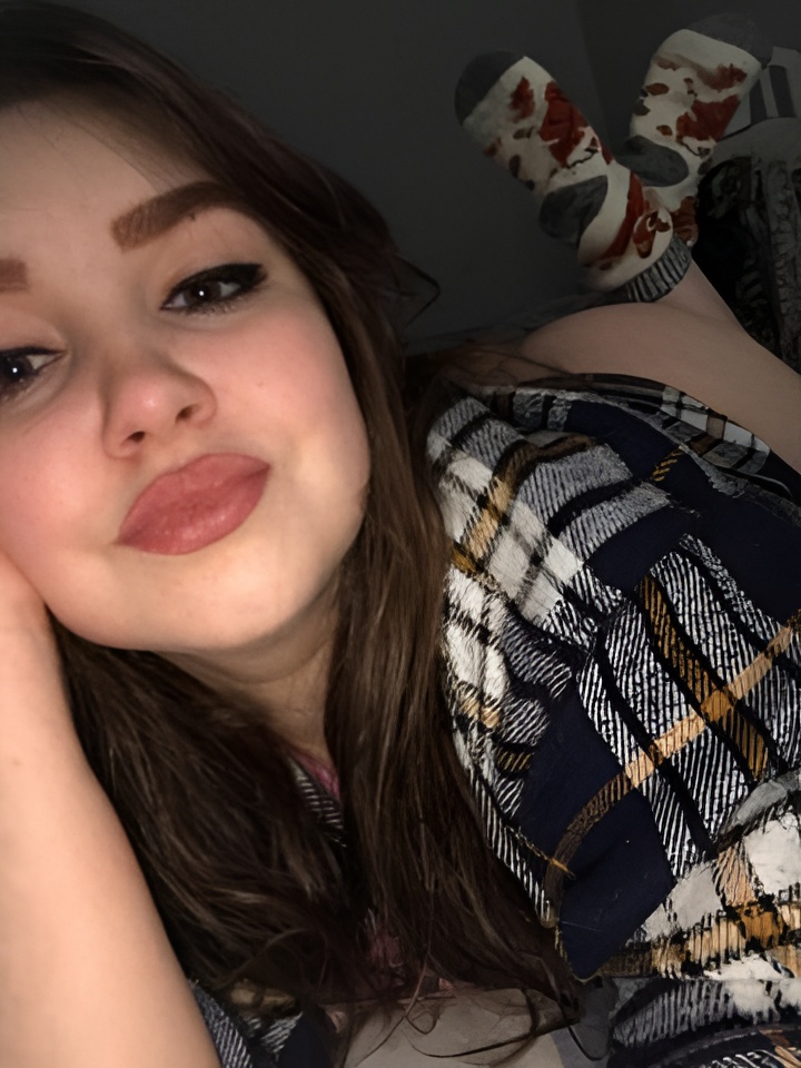 Виталина привлекальеная девушка из Азова цена от 2500 руб