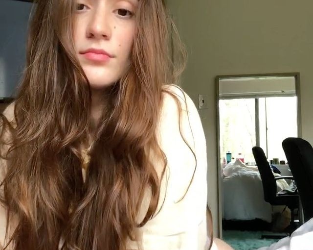 Ольга привлекальеная девушка из Азова цена от 5000 руб