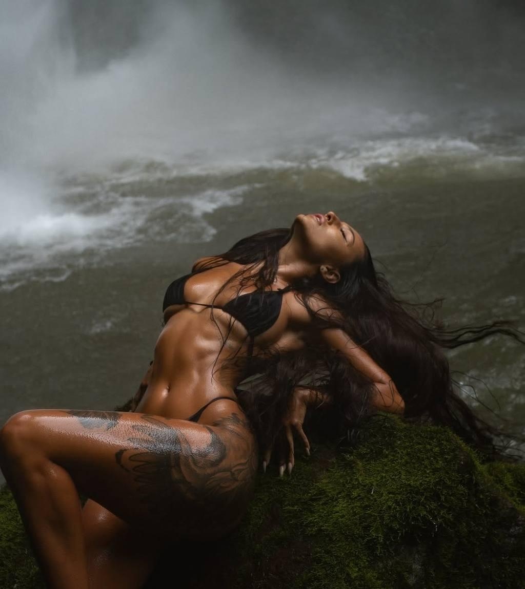 Катрин привлекальеная девушка из Азова цена от 8000 руб