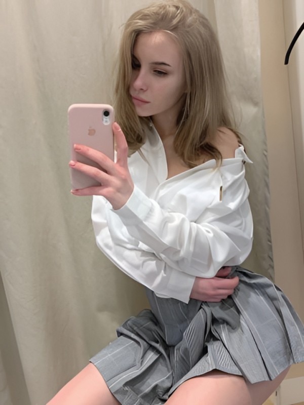 Галина привлекательная девушка из Азова цена от 3000 руб