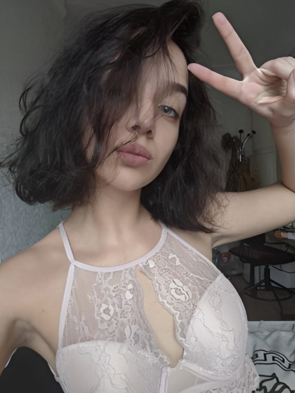 Вероника привлекательная девушка из Азова цена от 5000 руб