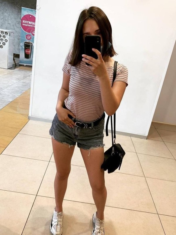 Лиза привлекательная девушка из Азова цена от 3000 руб