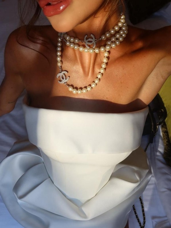 Алисия привлекательная девушка из Азова цена от 8000 руб