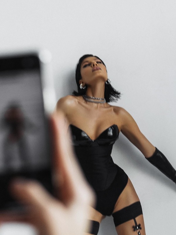 Урсула привлекательная девушка из Азова цена от 10000 руб